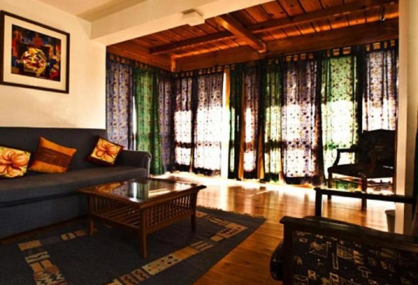 אתר נופש Bara Bungalow Gethia, Nainital  A Rosakue Collection