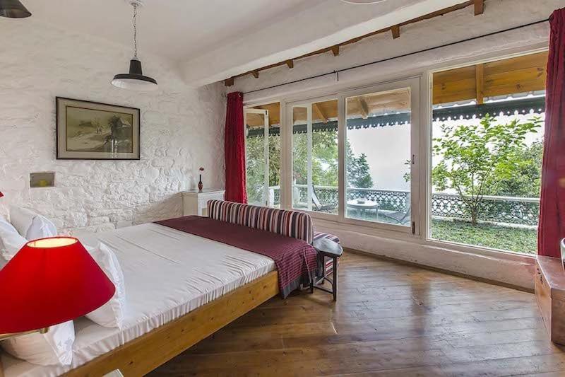 אתר נופש Bara Bungalow Gethia, Nainital  A Rosakue Collection