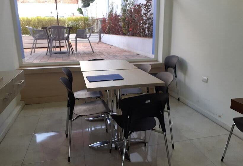 San Blas Hotel & Suites Ecuador