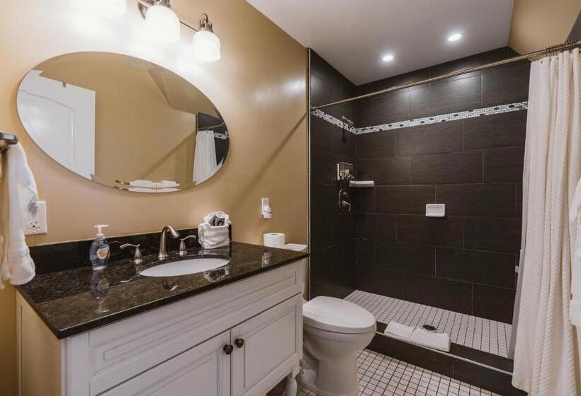 ユースホステル New Haven Inn