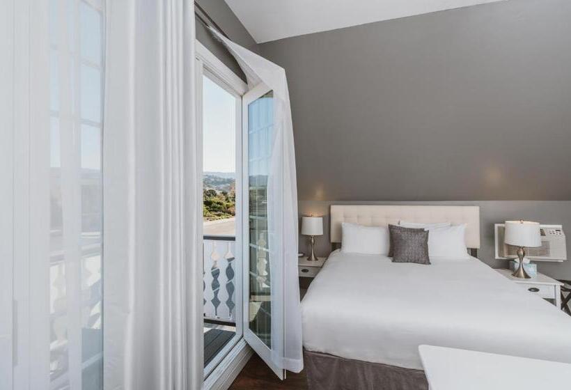 ユースホステル New Haven Inn