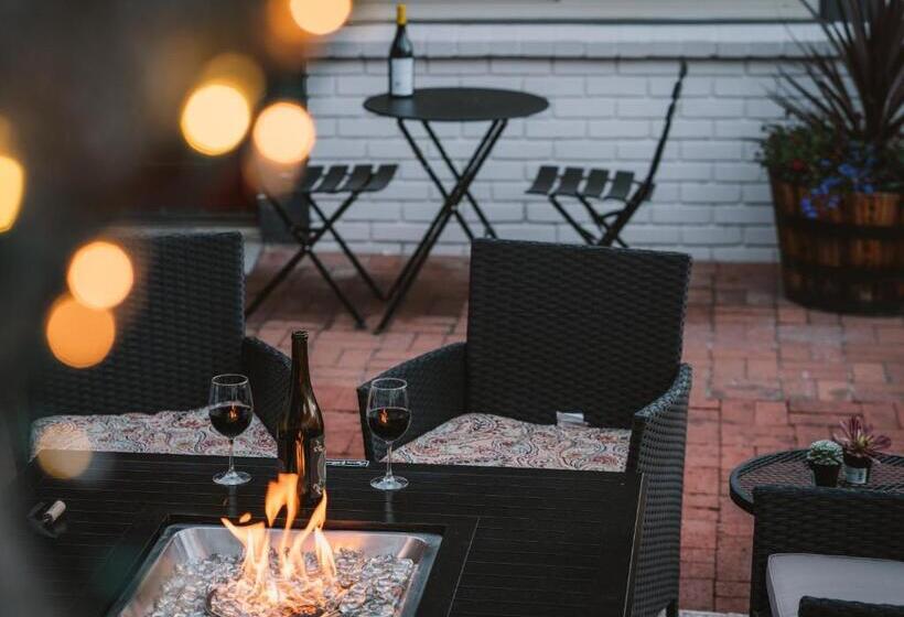 ユースホステル New Haven Inn