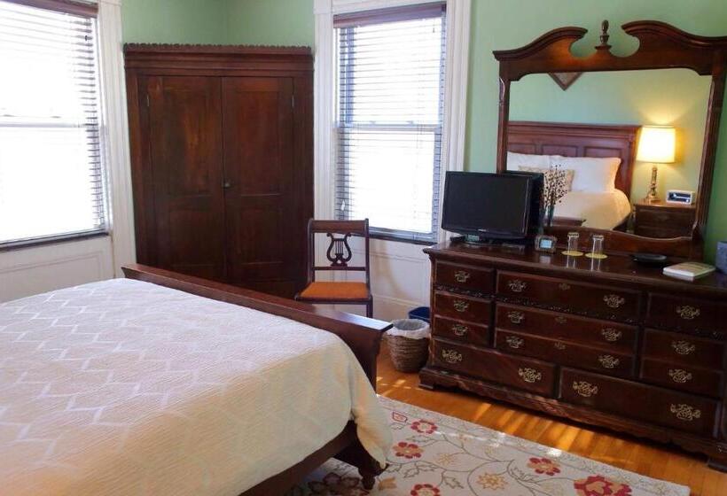 فندق صغير Stepping Stone Inn