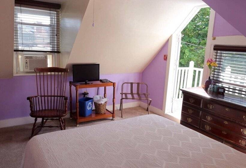 فندق صغير Stepping Stone Inn