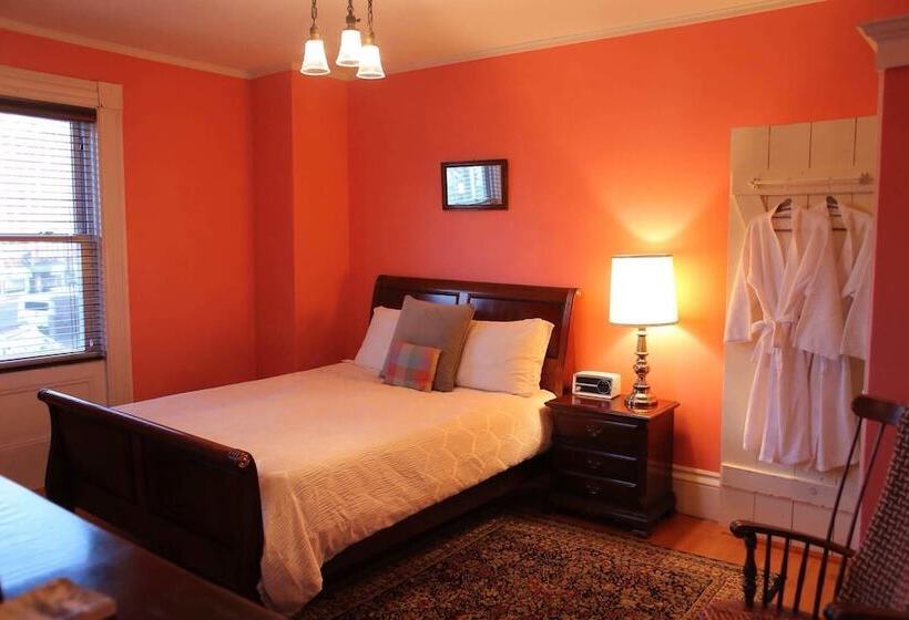 فندق صغير Stepping Stone Inn