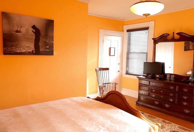 فندق صغير Stepping Stone Inn