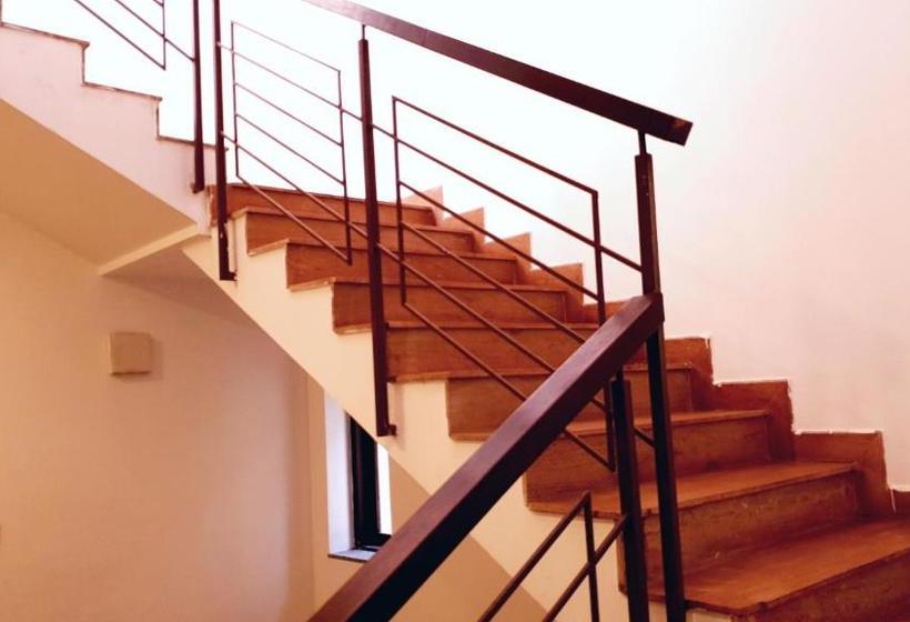 בית מלון כפרי Villa The Abode Goa