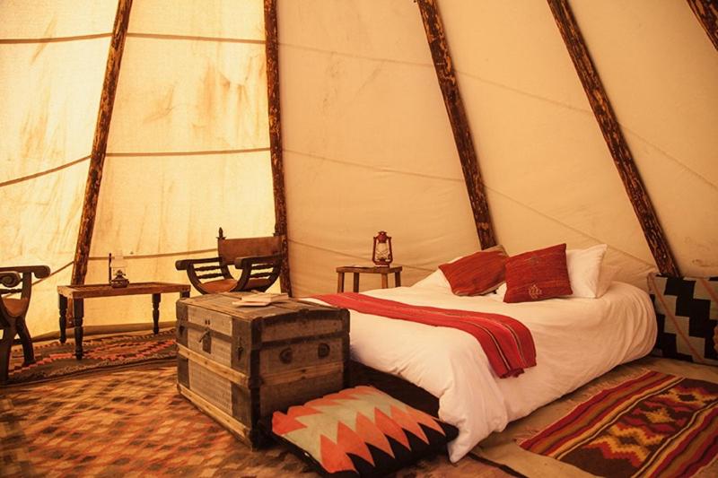فندق Taos Goji Farm & Eco Lodge Retreat