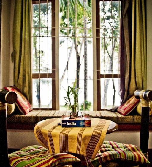 Пансион Ashtamudi Villa