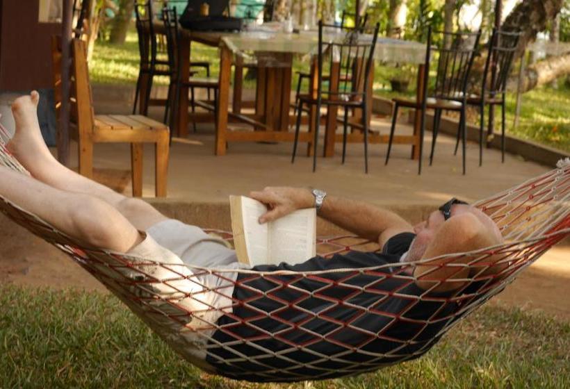 膳宿费 Ashtamudi Villa