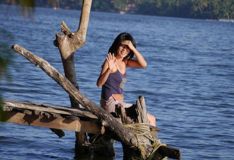 膳宿费 Ashtamudi Villa