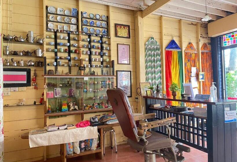 ペンション Baan Jaidee Guesthouse