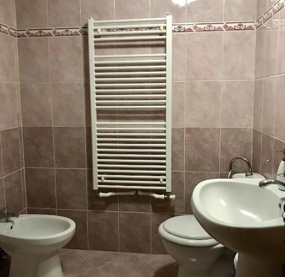 بنسيون Casa Genesini