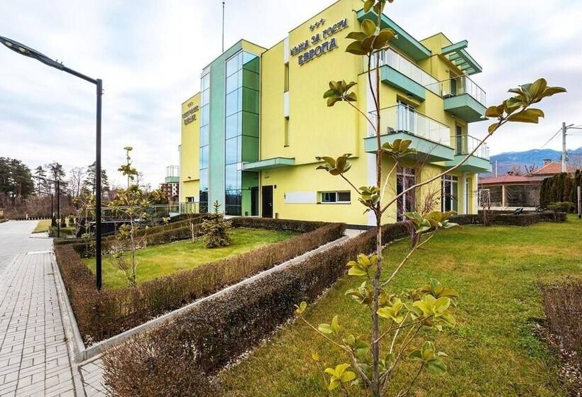 פנסיון Complex Europe