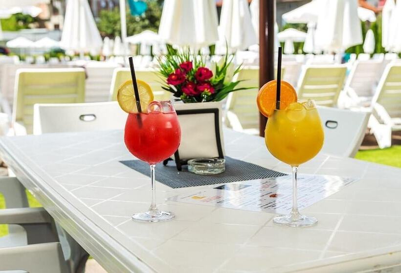 פנסיון Complex Europe