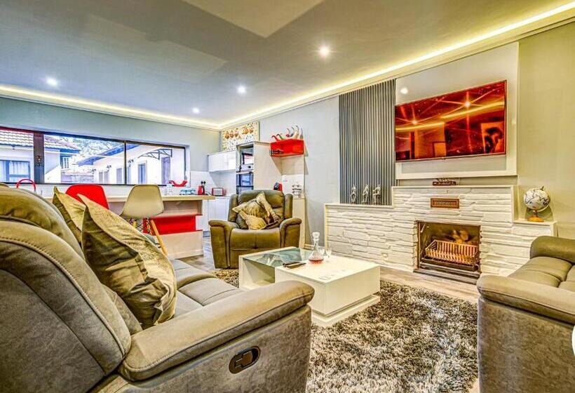 ペンション Eagle Rock Executive Guest House