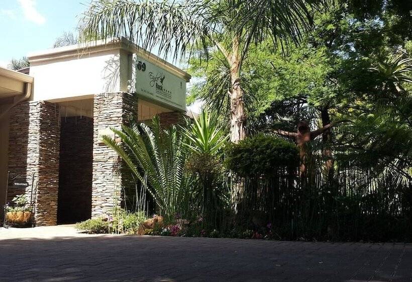 ペンション Eagle Rock Executive Guest House