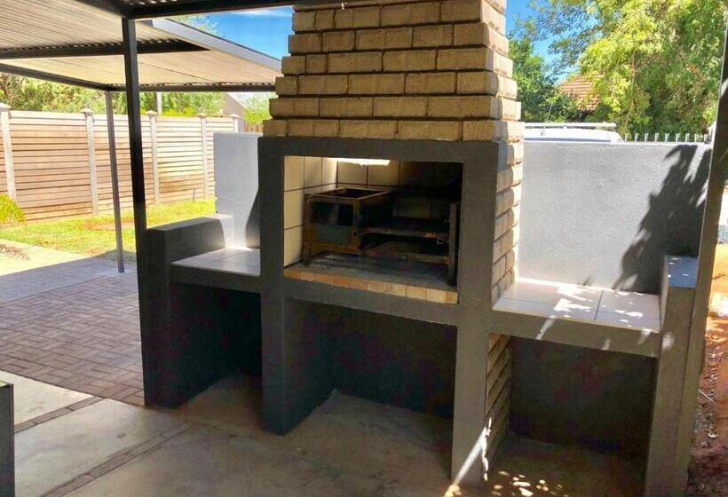 Пансион Esperance Guesthouse