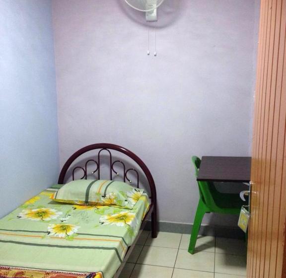 פנסיון Ganang Village Rest House