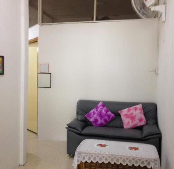 פנסיון Ganang Village Rest House