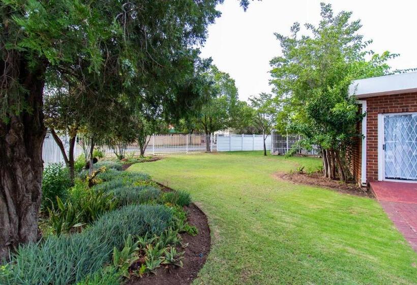 פנסיון Gastehuis 17