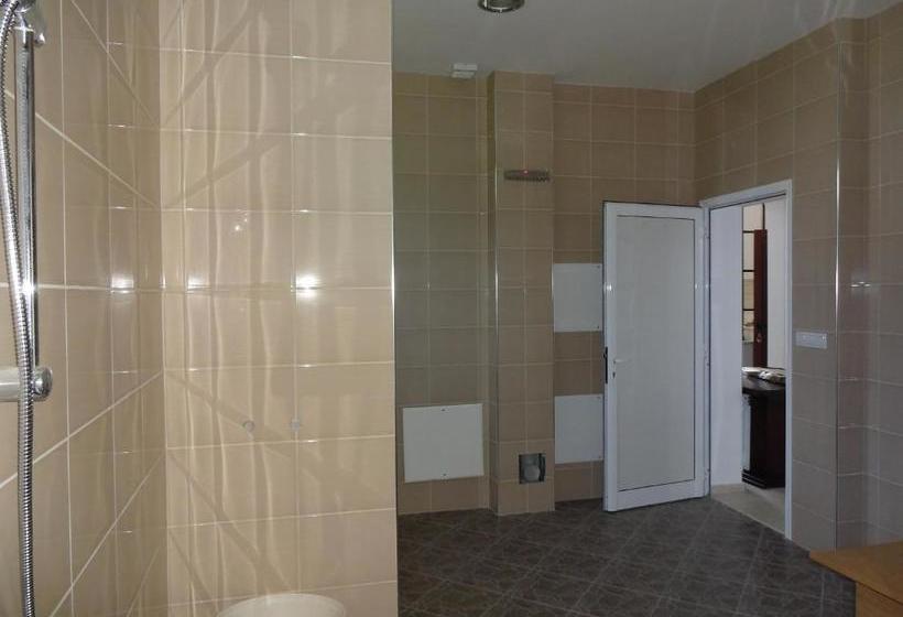 פנסיון Guest House Nocturno