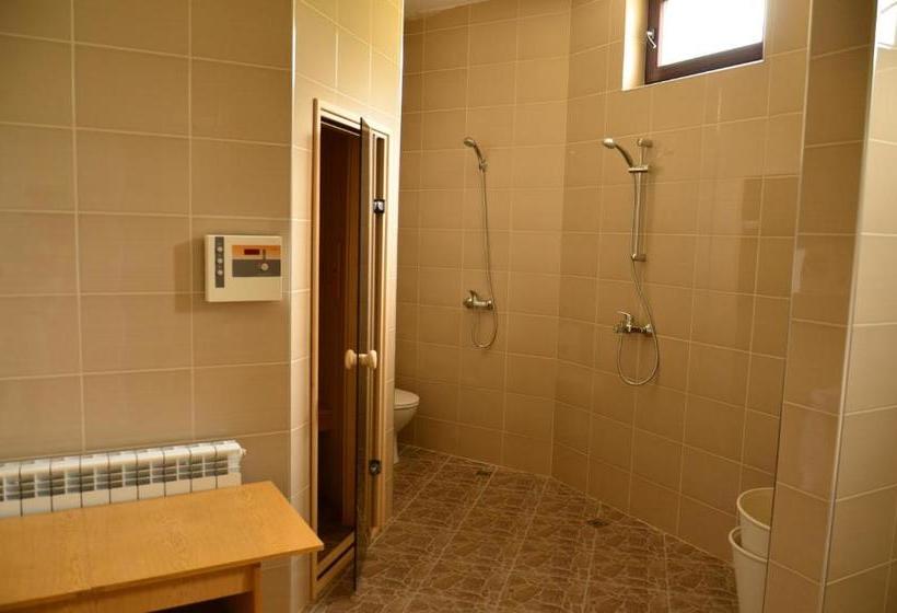 פנסיון Guest House Nocturno