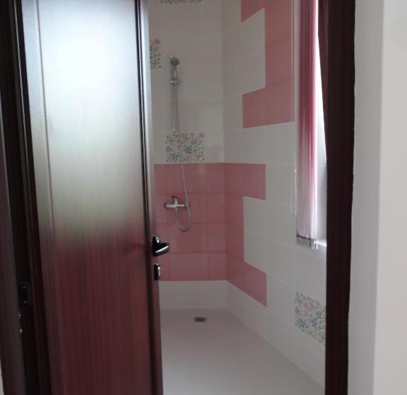 פנסיון Guest House Nocturno