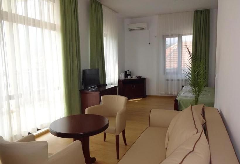 פנסיון Guest House Nocturno