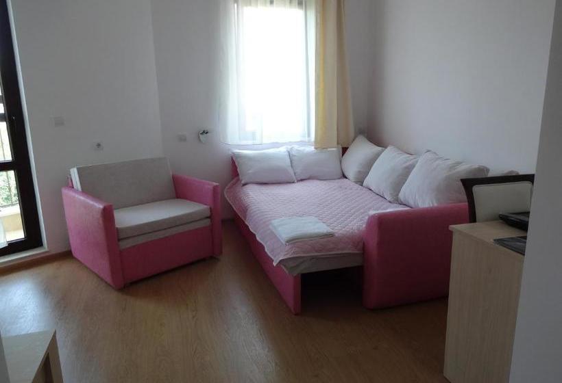 פנסיון Guest House Nocturno