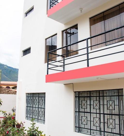 پانسیون Hostal Santa Rosa