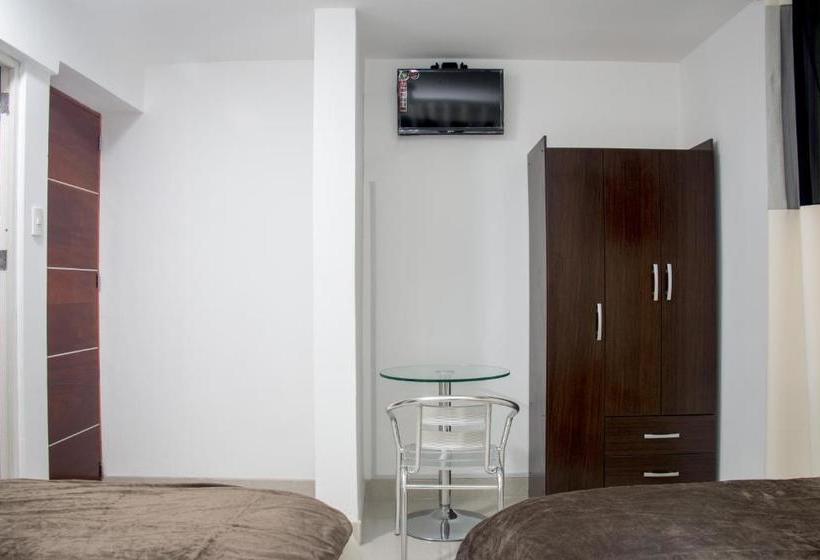 پانسیون Hostal Santa Rosa