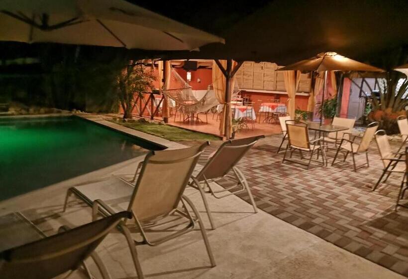 بنسيون Hostel Antorchas