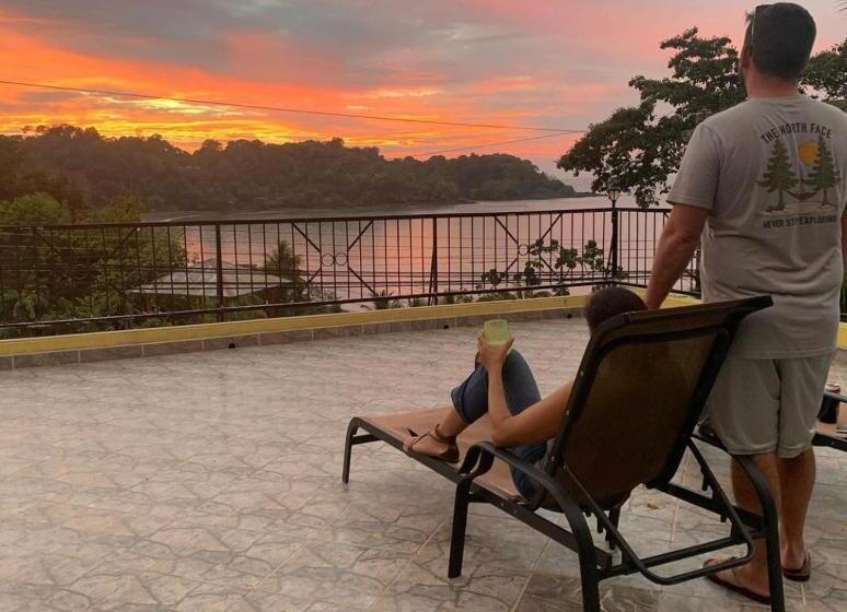 پانسیون La Terraza Verde