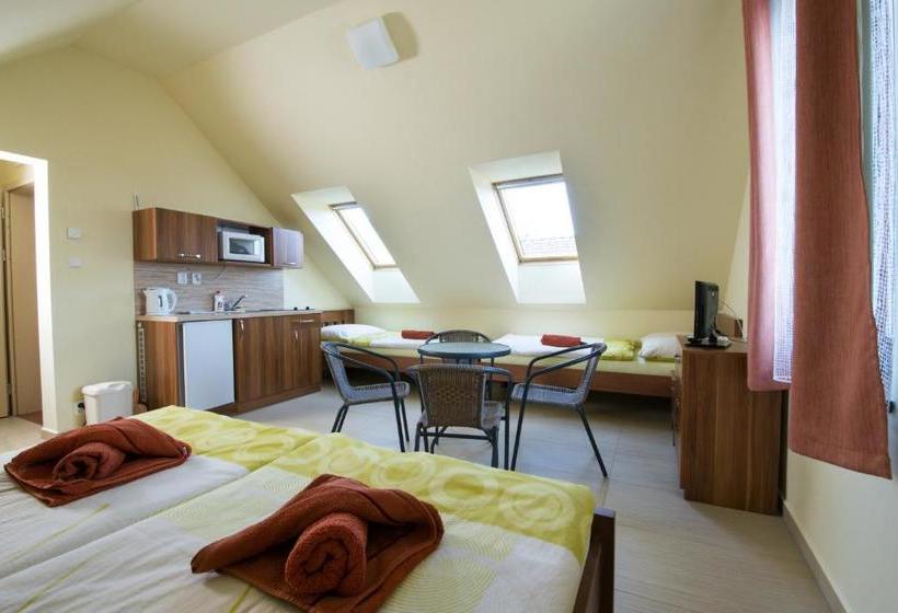 پانسیون Penzion Admirál