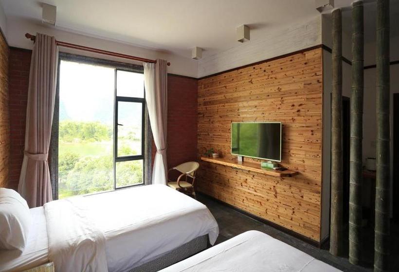 Пансион Pier Encounter Inn