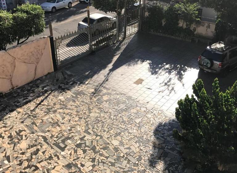 פנסיון Pousada Castelinho