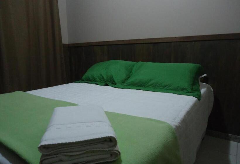 پانسیون Pousada Vô Quintino