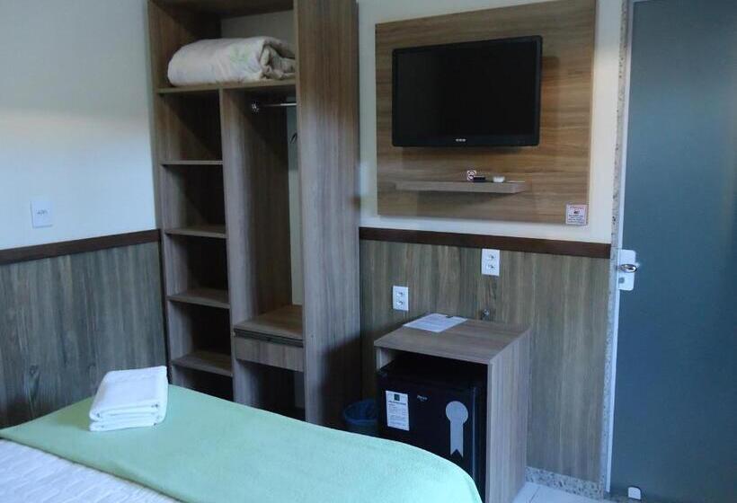 پانسیون Pousada Vô Quintino