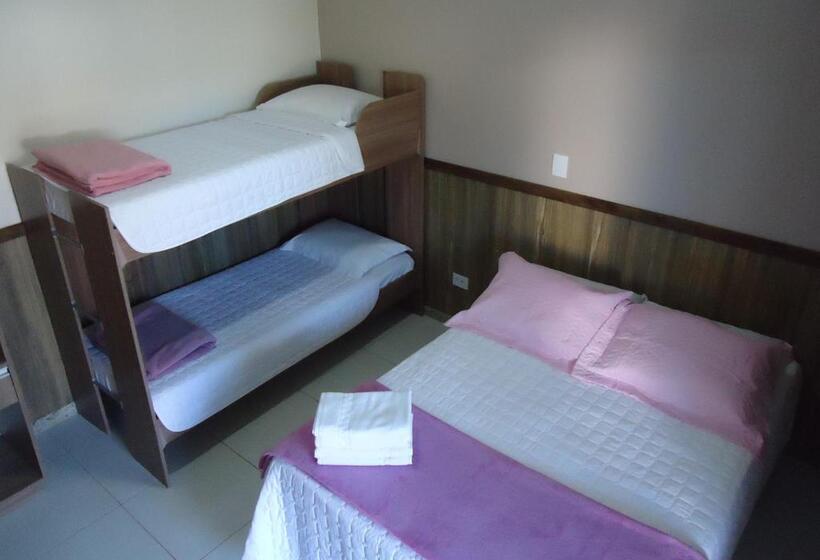 پانسیون Pousada Vô Quintino