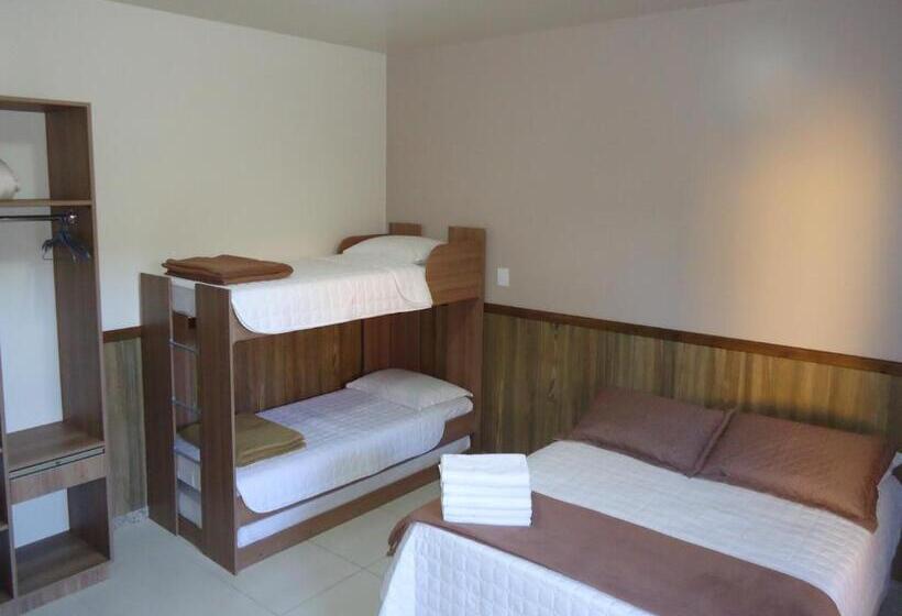 پانسیون Pousada Vô Quintino