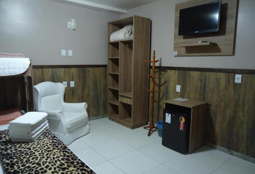 پانسیون Pousada Vô Quintino