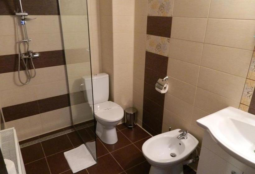 بنسيون Schassburger Tor