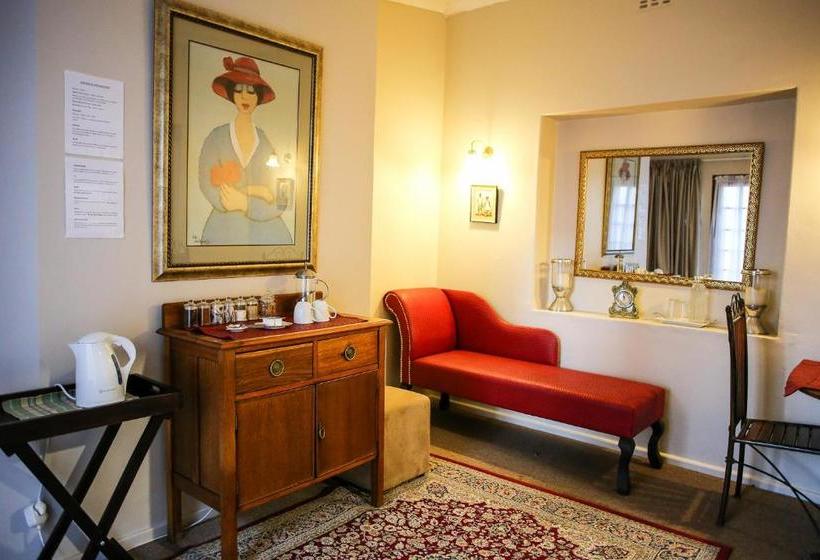 펜션 Three Gables Guesthouse