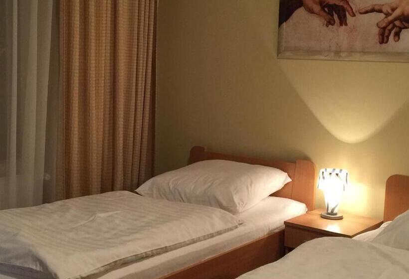 پانسیون Vila Kristina