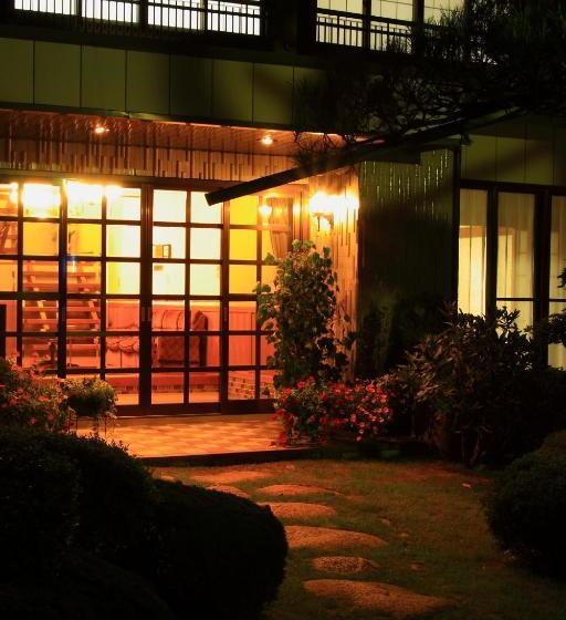 پانسیون Yabukiso