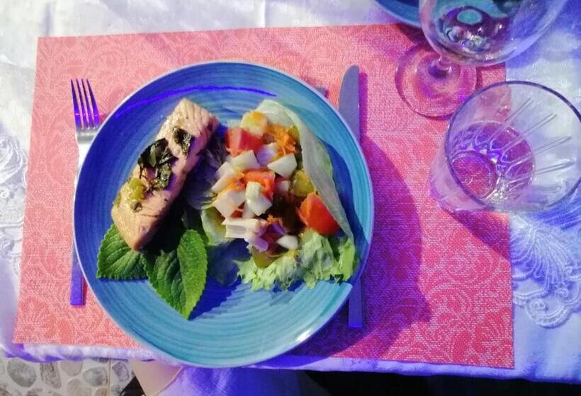 호스텔 Casa Royal Palm Inn