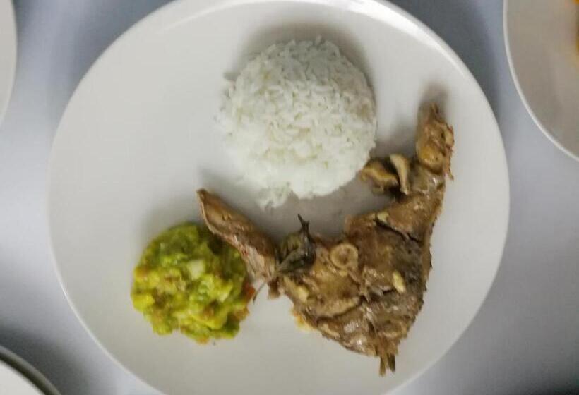 호스텔 Casa Royal Palm Inn