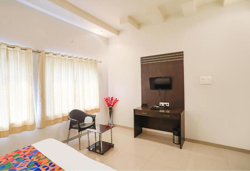 ユースホステル Fabhotel Archanil Apartment   Sitanagar Cricket Ground