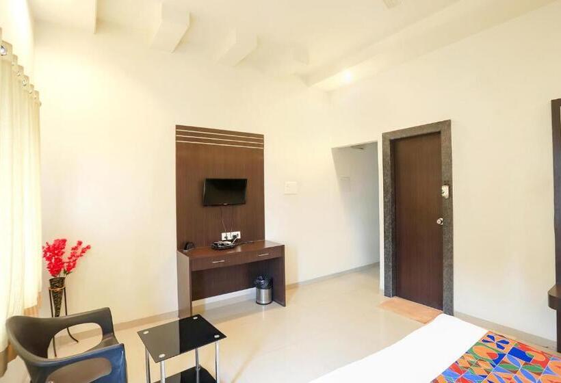 ユースホステル Fabhotel Archanil Apartment   Sitanagar Cricket Ground